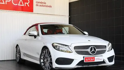 Usado Mercedes C220 AMG line 170 HP (125 kW) 2017 Branco Coupé