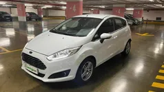 Branco Usado 2015 Ford Fiesta Citadino | € 9.950 (Bom preço)