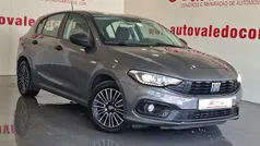 Cinza Usado 2022 Fiat Tipo City Life Sedan | € 14.990 (Preço justo)