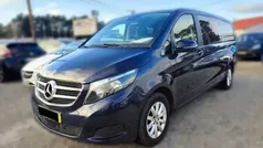 Azul Usado 2019 Mercedes V220 Avantgarde Monovolume | € 30.000