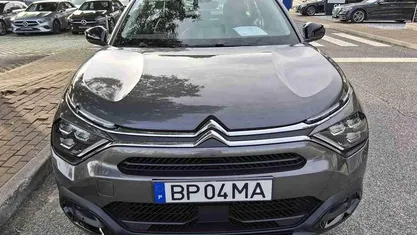 Cinzento Usado 2024 Citroën C4 | € 21.990 (Preço justo)