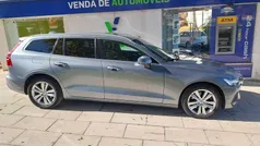 Cinza Usado 2021 Volvo V60 Momentum Carrinha | € 29.850 (Preço justo)