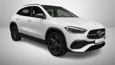 Branco Usado 2021 Mercedes GLA250 AMG line SUV | € 36.990