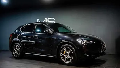 Usado Alfa Romeo Stelvio 160 HP (117 kW) 2022 Preto SUV