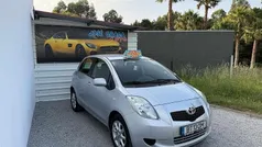 Cinzento Usado 2006 Toyota Yaris | € 5.950 (Preço justo)