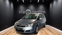 Cinza Usado 2007 Opel Zafira Cosmo Monovolume | € 5.000