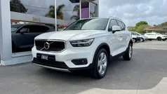 Branco Usado 2019 Volvo XC40 Momentum SUV | € 23.900 (Preço justo)