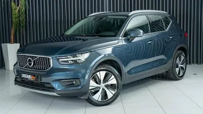 Azul Usado 2021 Volvo XC40 Inscription SUV | € 29.850 (Preço justo)