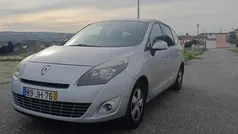 Cinzento Usado 2010 Renault Scénic III Monovolume | € 2.800 (Super Preço)