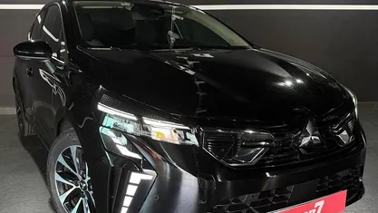 Preto Usado 2024 Mitsubishi Colt Invite | € 16.500 (Bom preço)