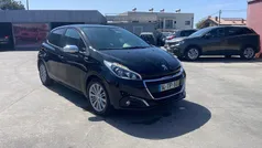 Usado 2017 Peugeot 208 Style Citadino | € 10.750 (Preço justo)