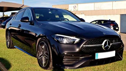 Usado Mercedes C300 265 HP (194 kW) 2022 Cinzento