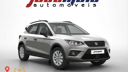 Cinzento Usado 2024 Seat Arona SUV | € 18.500 (Preço justo)