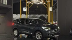 Cinzento Usado 2016 Renault Kadjar Intens SUV | € 14.990 (Preço justo)