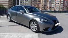 Cinzento Usado 2016 Lexus IS300h Sedan | € 20.950