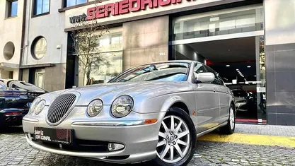 Cinzento Usado 1998 Jaguar S-Type S Sedan | € 8.650