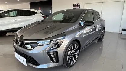 Cinza Usado 2025 Mitsubishi Colt Invite Sedan | € 19.990 (Preço justo)