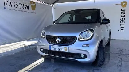 Usado Smart ForFour Passion 71 HP (52 kW) 2016 Cinza prata Citadino