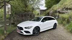 Branco Usado 2020 Mercedes CLA250e Shooting Brake AMG line Carrinha | € 28.500 (Preço justo)