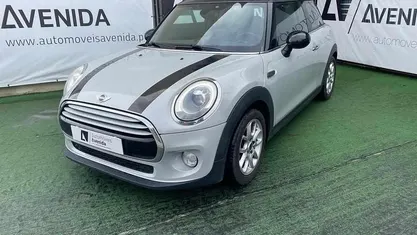 Usado Mini Cooper 116 HP (85 kW) 2015 Cinzento Citadino