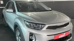 Cinza Usado 2022 Kia Stonic SUV | € 15.500 (Preço justo)