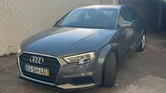 Cinzento Usado 2016 Audi A3 Sedan | € 16.900 (Preço justo)