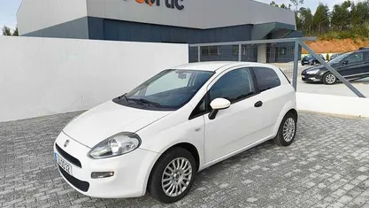 Branco Usado 2013 Fiat Punto Evo Active Citadino | € 4.850 (Preço justo)