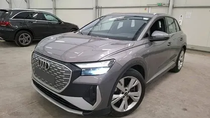 Usado Audi Q4 e-tron 150 kW (204 HP) 2023 SUV