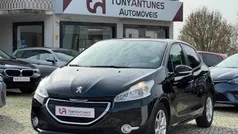 Preto Usado 2014 Peugeot 208 Active Citadino | € 9.900 (Preço elevado)