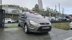 Cinzento Usado 2013 Ford S-MAX Titanium Monovolume | € 11.900 (Preço justo)