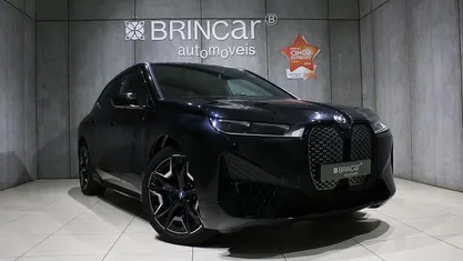 Usado BMW iX Performance 239 kW (326 HP) 2022 Preto SUV