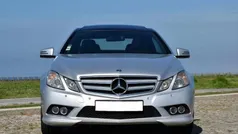 Cinzento Usado 2011 Mercedes E220 Coupé | € 14.800 (Preço justo)