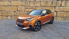 Laranja Usado 2021 Peugeot e-2008 GT-line SUV | € 23.500 (Preço justo)