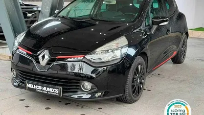 Usado Renault Clio IV Dynamique 90 HP (66 kW) 2014 Preto