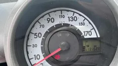 Cinzento Usado 2013 Peugeot 107 Citadino | € 4.500 (Preço justo)