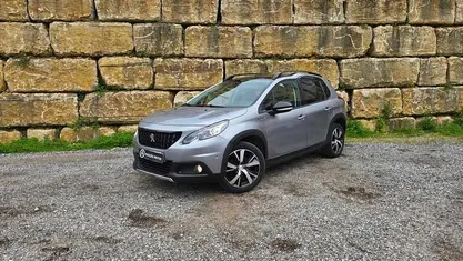 Usado Peugeot 2008 GT-line 110 HP (80 kW) 2019 SUV