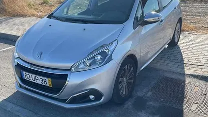 Usado 2018 Peugeot 208 Citadino | € 7.950 (Super Preço)