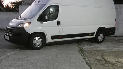 Usado 2022 Fiat Ducato Van | € 33.990 (Preço justo)