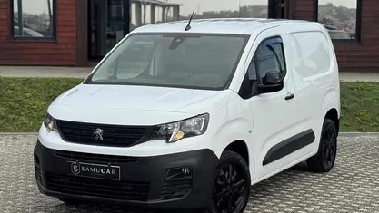 Usado Peugeot Partner 131 HP (96 kW) 2021 Monovolume