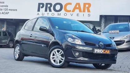 Usado Renault Clio II 75 HP (55 kW) 2006 Preto