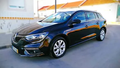 Preto Usado 2019 Renault Mégane GrandTour LIMITED Carrinha | € 15.150 (Preço justo)