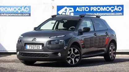 Usado Citroën C4 Cactus PureTech 82 HP (60 kW) 2016 Cinzento Citadino