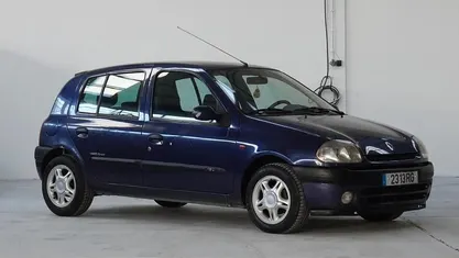 Azul Usado 2001 Renault Clio II | € 1.700 (Preço justo)