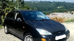 Usado 2001 Ford Focus Sport | € 899 (Super Preço)