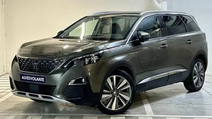 Verde Usado 2019 Peugeot 5008 | € 17.900 (Preço justo)