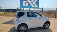 Usado 2010 Toyota iQ Citadino | € 6.990 (Preço justo)