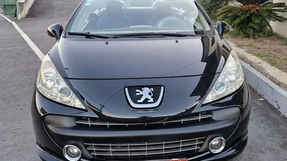 Preto Usado 2007 Peugeot 207 Sport Citadino | € 8.250 (Preço justo)