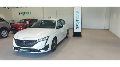 Usado Peugeot 308 Active 130 HP (95 kW) 2023 Sedan