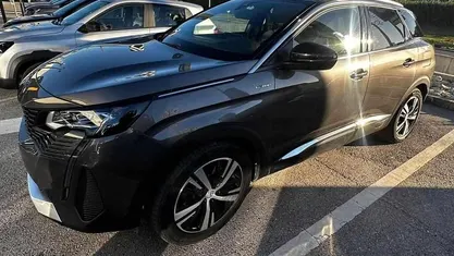 Usado 2021 Peugeot 3008 | € 25.000 (Preço justo)