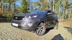 Cinzento Usado 2014 Kia Sportage SUV | € 12.900 (Preço justo)